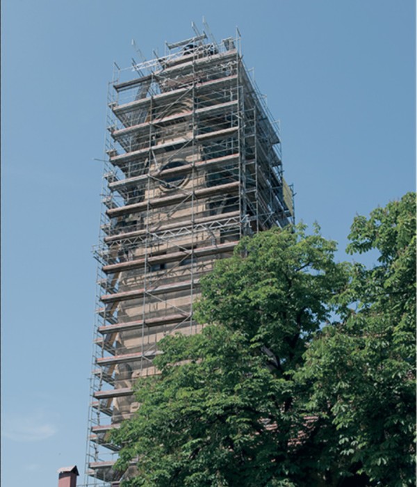 SCAFFOLDING We produce complete scaffolding systems and components for systems popular in Europe